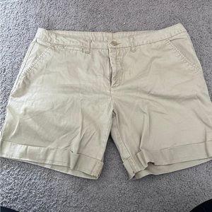 Faded glory khaki shorts size 16